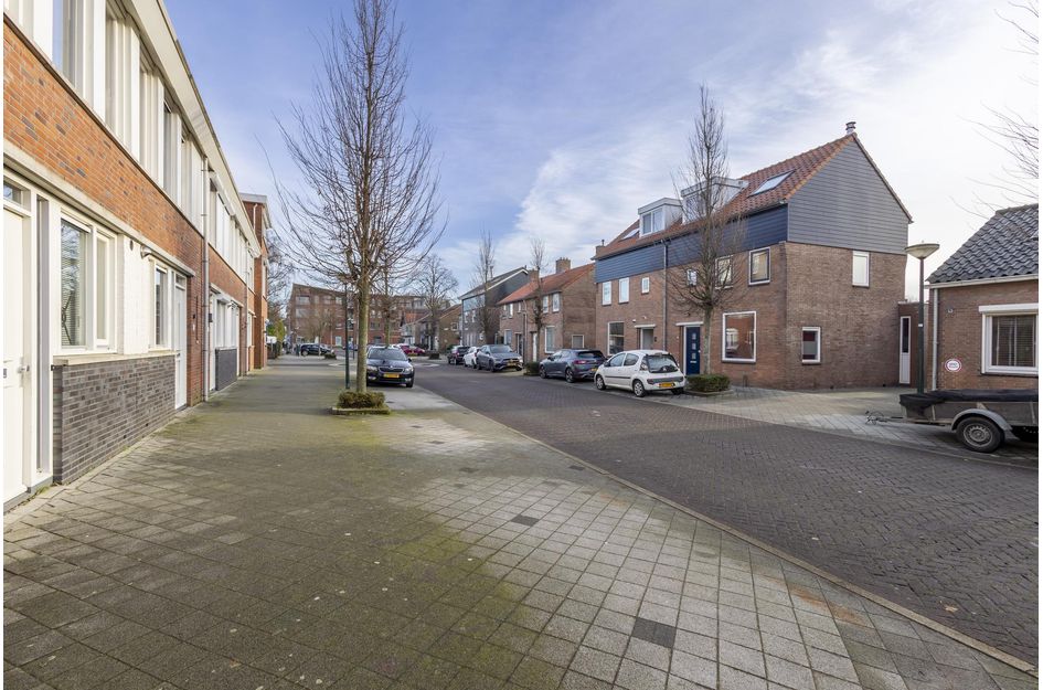 Troelstrastraat 19