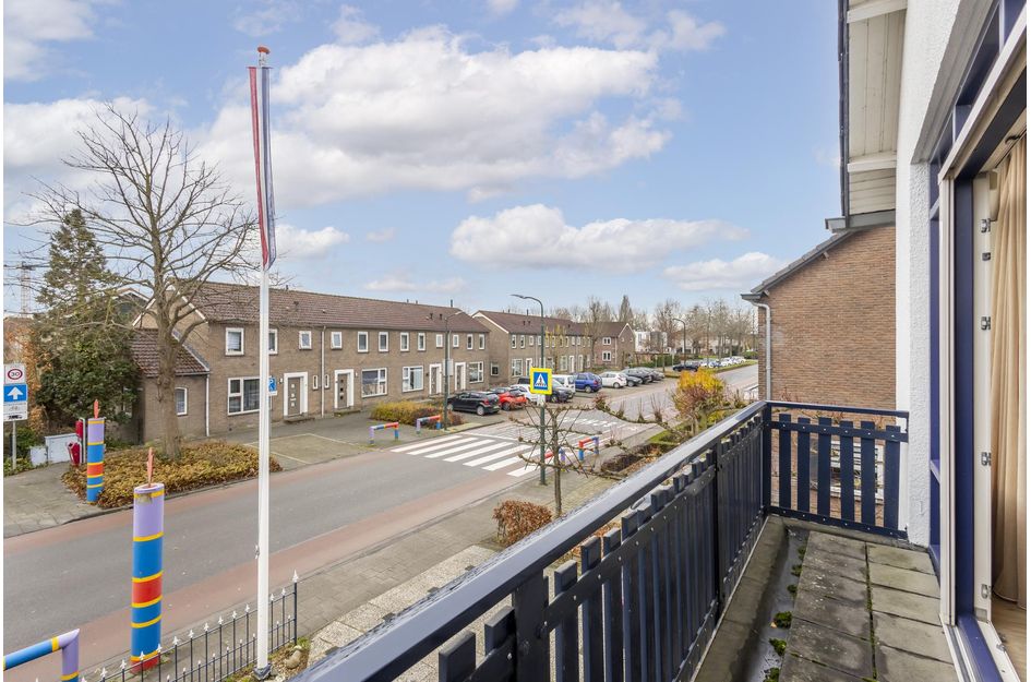 Stationsstraat 12
