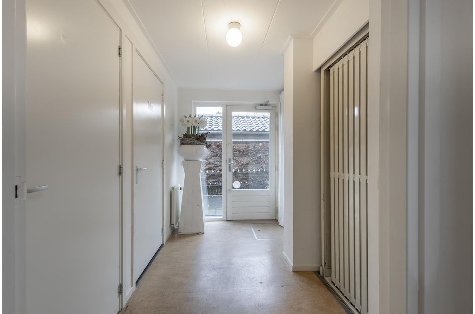 Stationsstraat 12