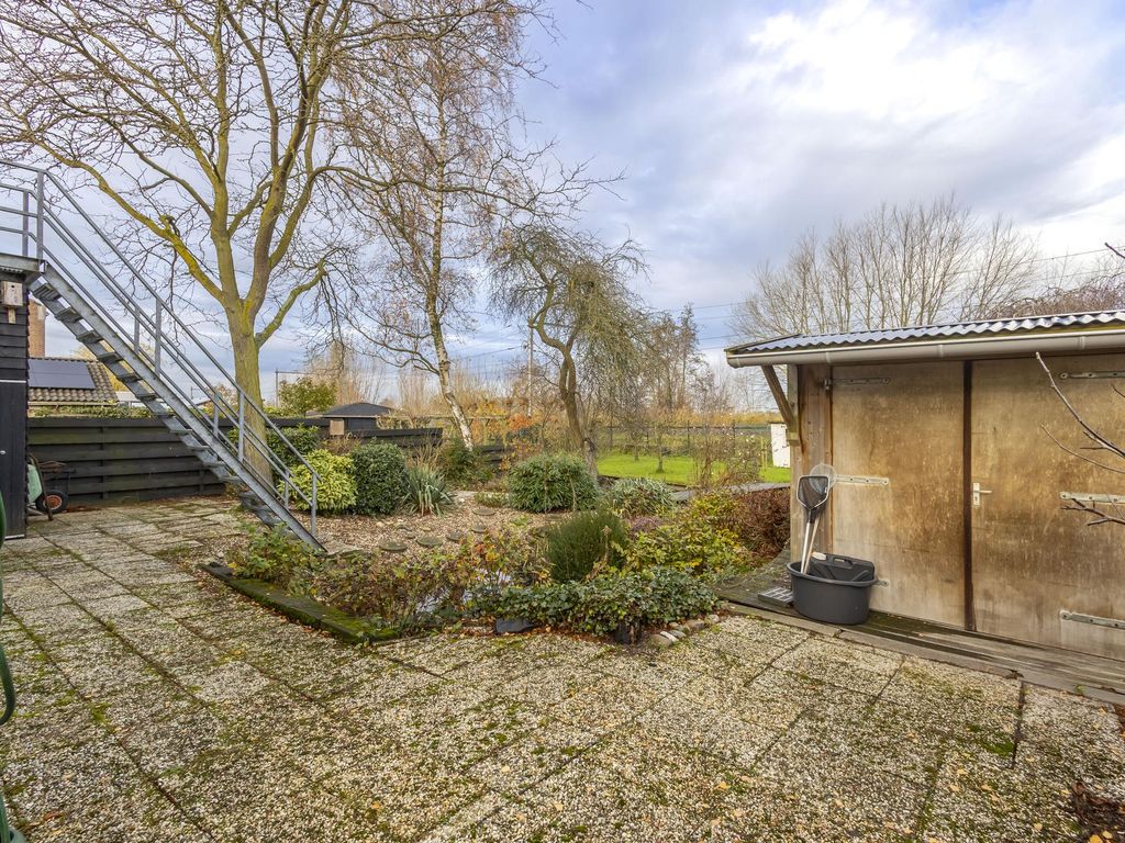 Stationsstraat 12, HARDINXVELD-GIESSENDAM