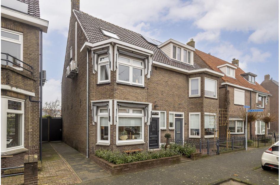 Oranjestraat 39