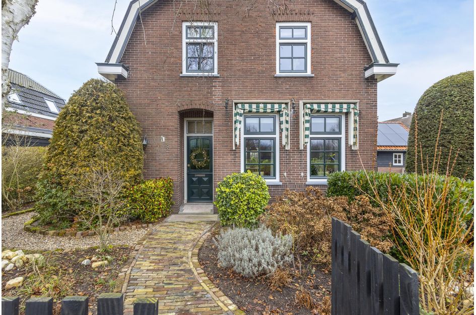 Langeweg 8