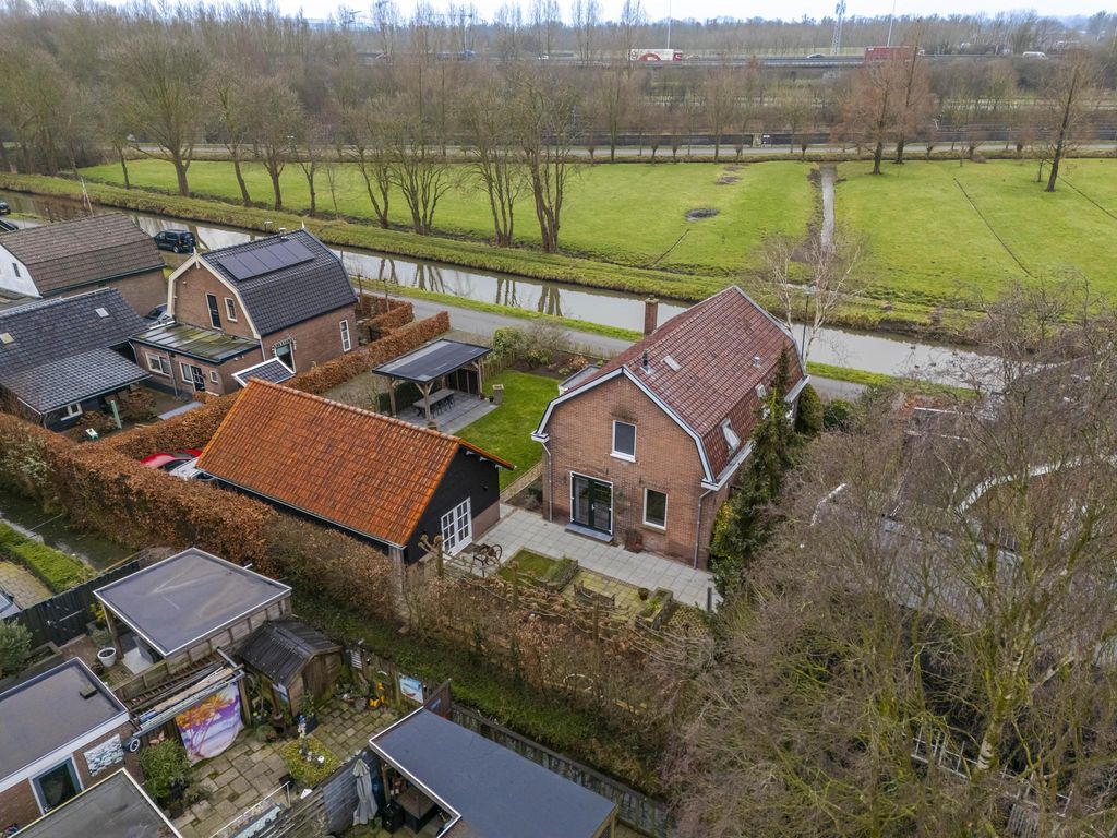 Langeweg 8, SCHELLUINEN