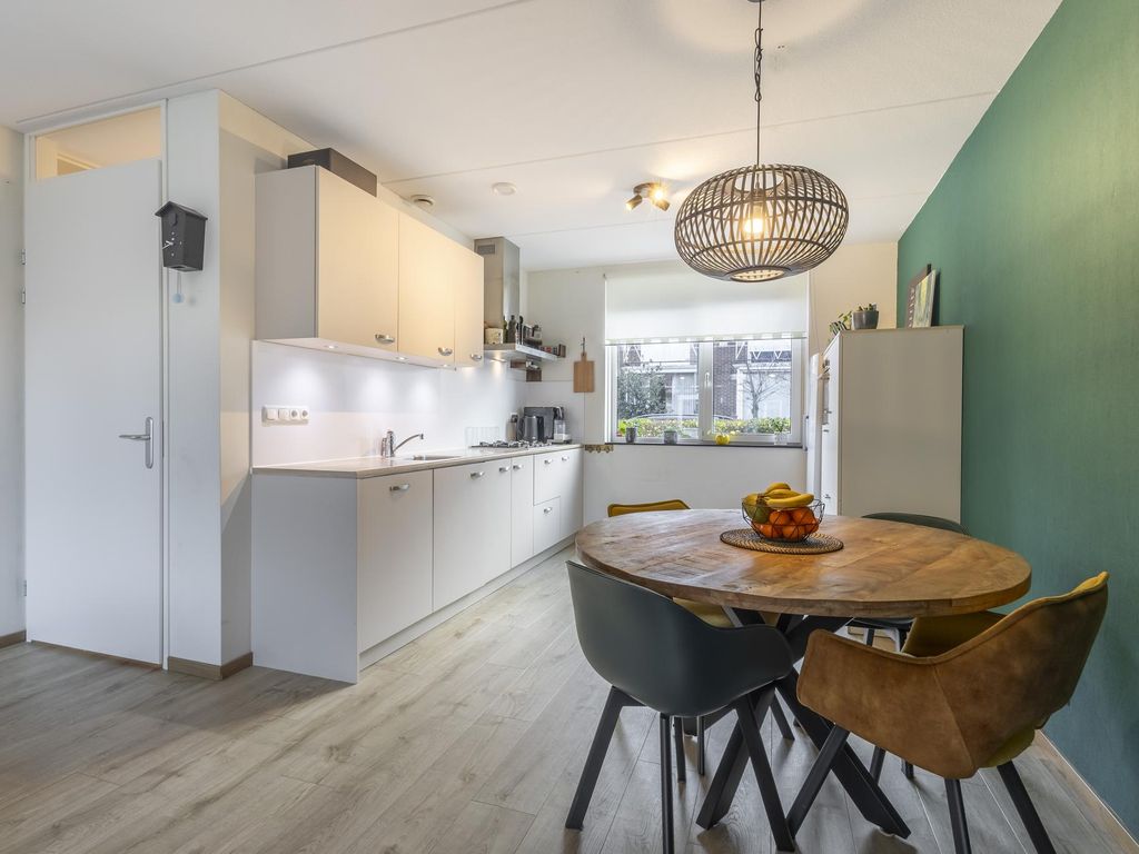 Hofweerstraat 38, HARDINXVELD-GIESSENDAM