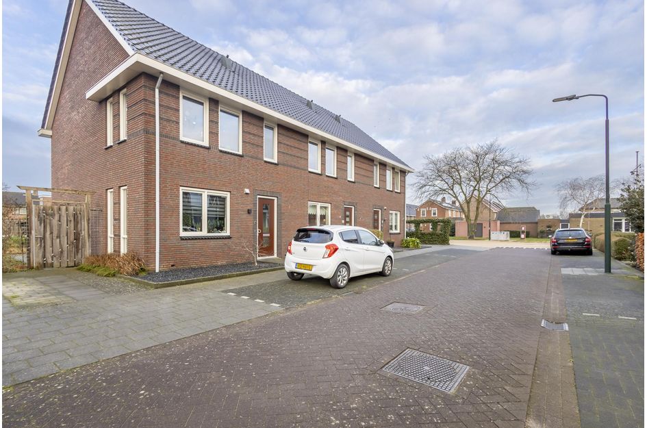 Hofweerstraat 38