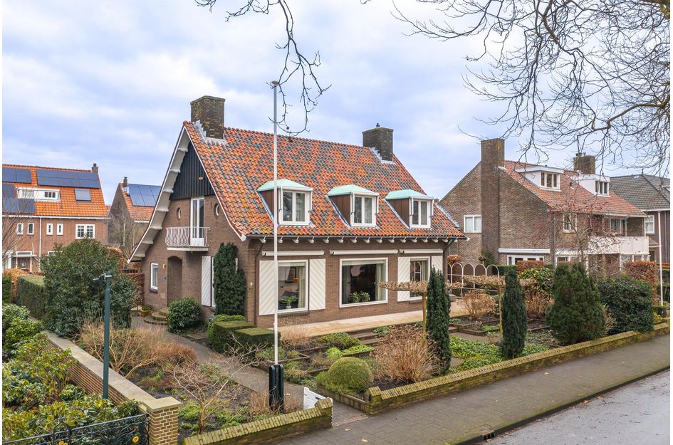 Adriaan Volkersingel 9