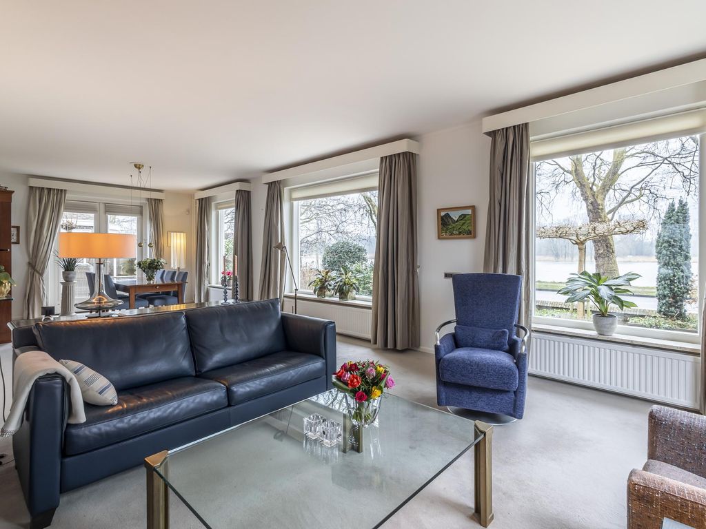 Adriaan Volkersingel 9, SLIEDRECHT