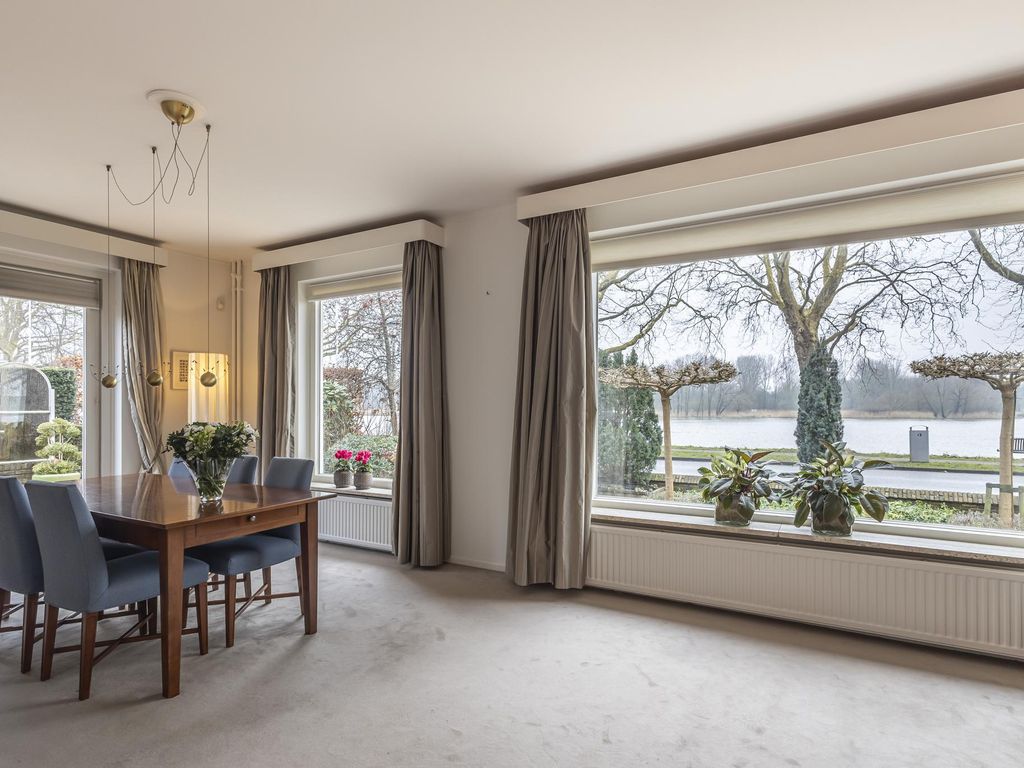 Adriaan Volkersingel 9, SLIEDRECHT