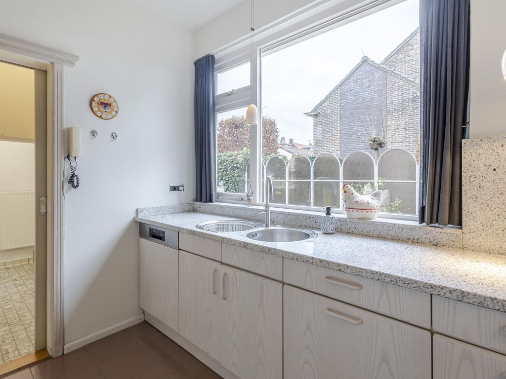 Adriaan Volkersingel 9, SLIEDRECHT