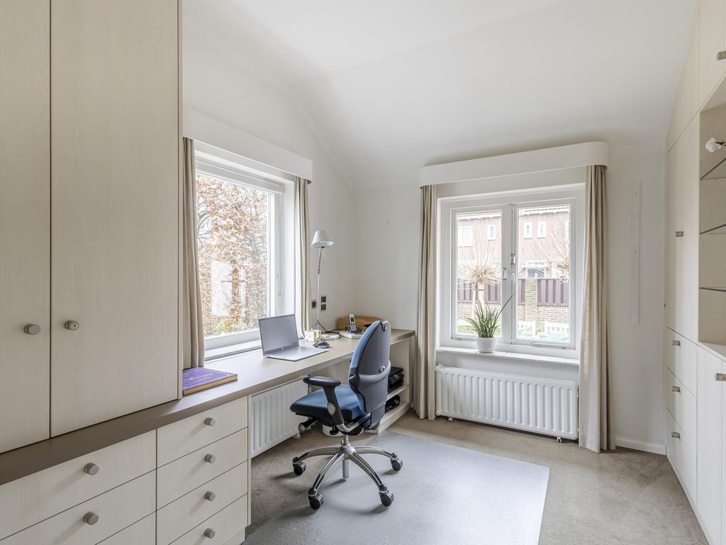 Adriaan Volkersingel 9, SLIEDRECHT