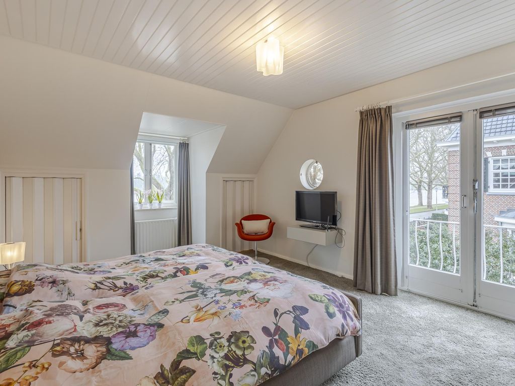 Adriaan Volkersingel 9, SLIEDRECHT