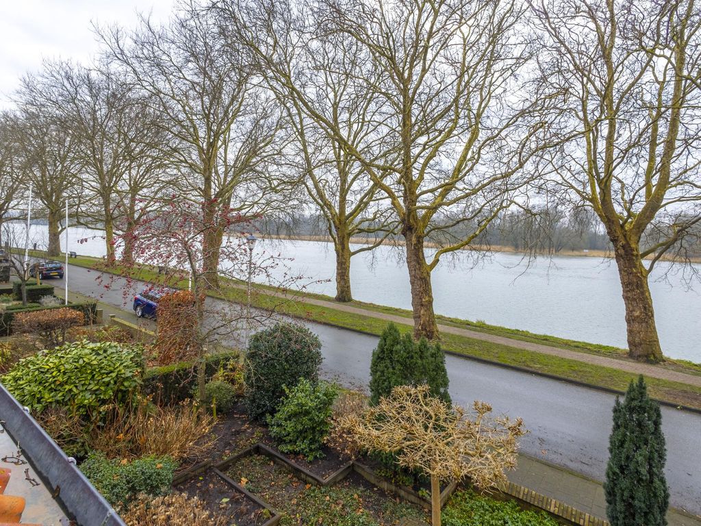 Adriaan Volkersingel 9, SLIEDRECHT