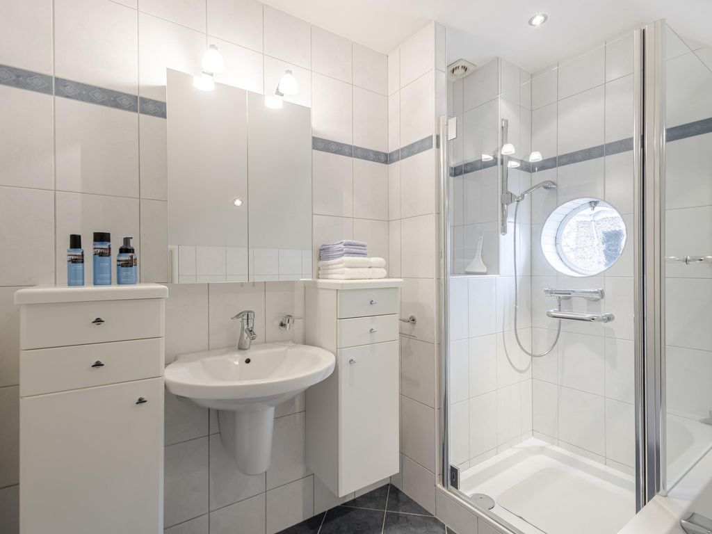 Adriaan Volkersingel 9, SLIEDRECHT