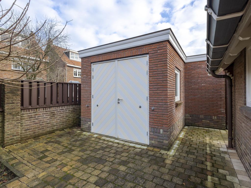 Adriaan Volkersingel 9, SLIEDRECHT