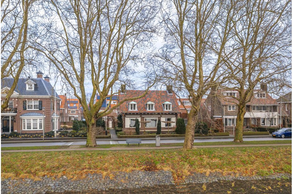 Adriaan Volkersingel 9