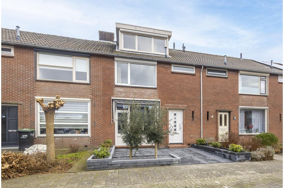 Ferdinand Bolstraat 9