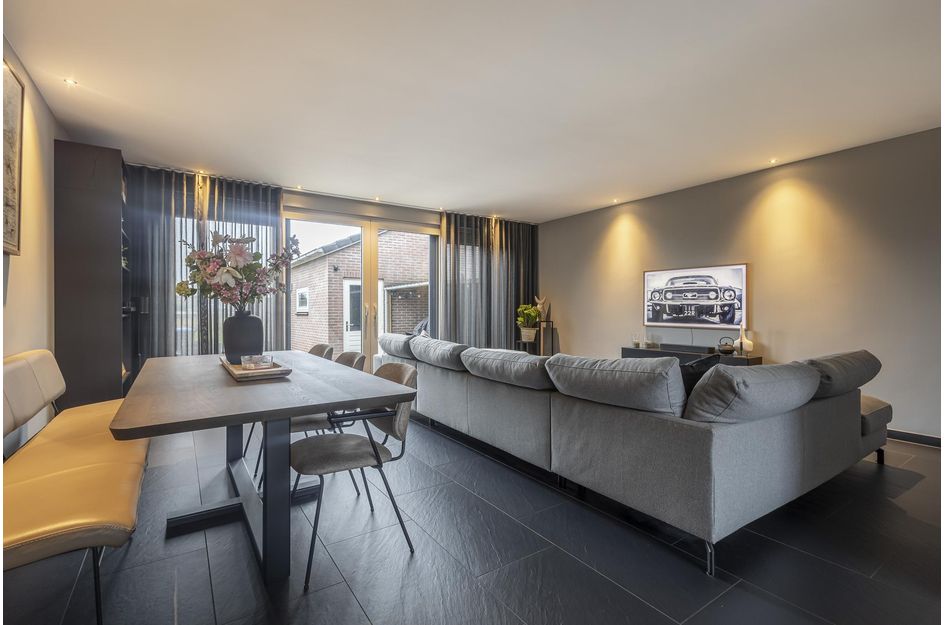 Ferdinand Bolstraat 9