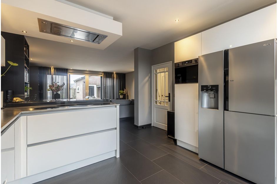 Ferdinand Bolstraat 9