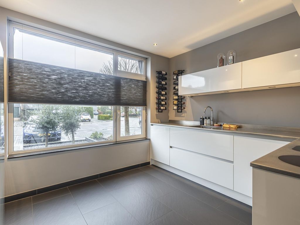 Ferdinand Bolstraat 9, HARDINXVELD-GIESSENDAM