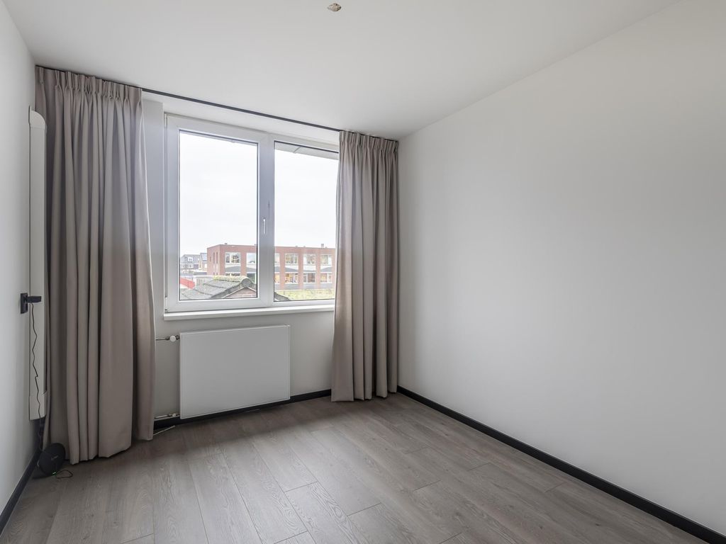 Ferdinand Bolstraat 9, HARDINXVELD-GIESSENDAM