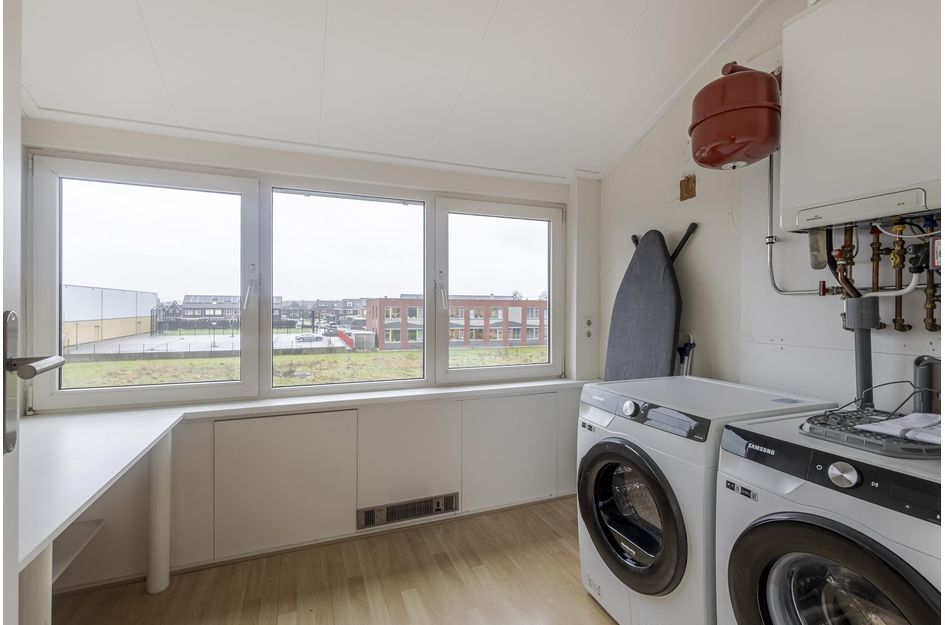 Ferdinand Bolstraat 9