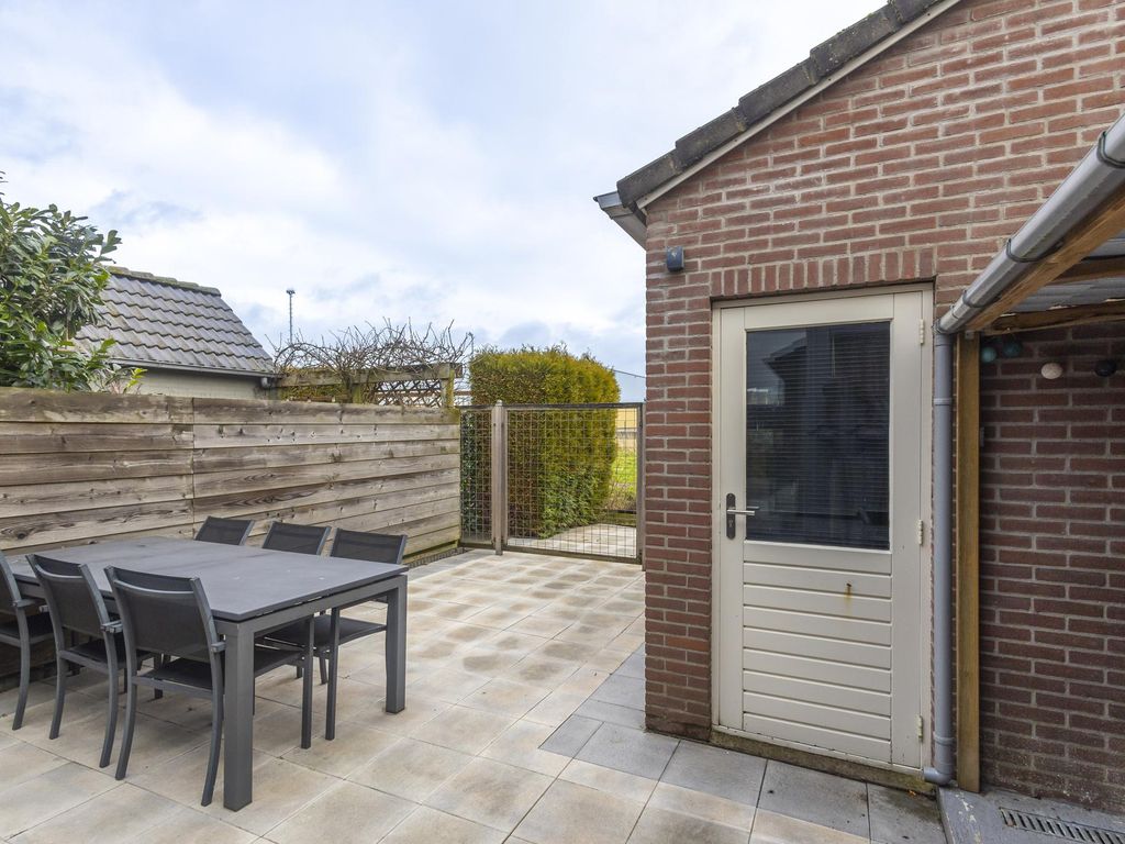 Ferdinand Bolstraat 9, HARDINXVELD-GIESSENDAM
