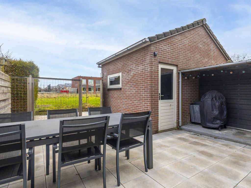 Ferdinand Bolstraat 9, HARDINXVELD-GIESSENDAM