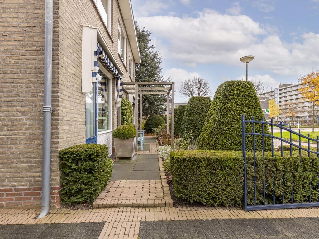 Constantijn Huygenslaan 6, PAPENDRECHT