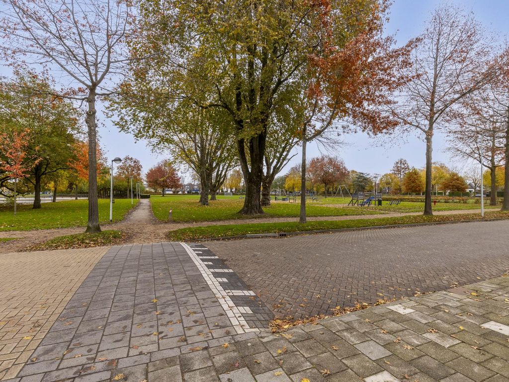 Constantijn Huygenslaan 6, PAPENDRECHT