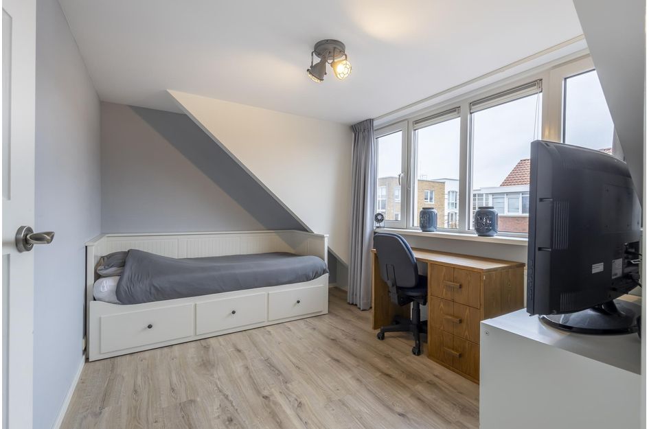Troelstrastraat 36