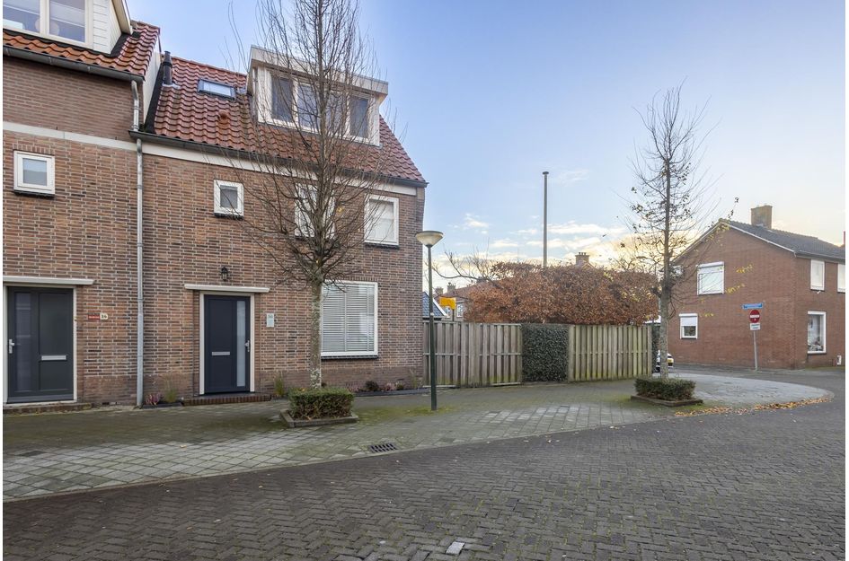 Troelstrastraat 36