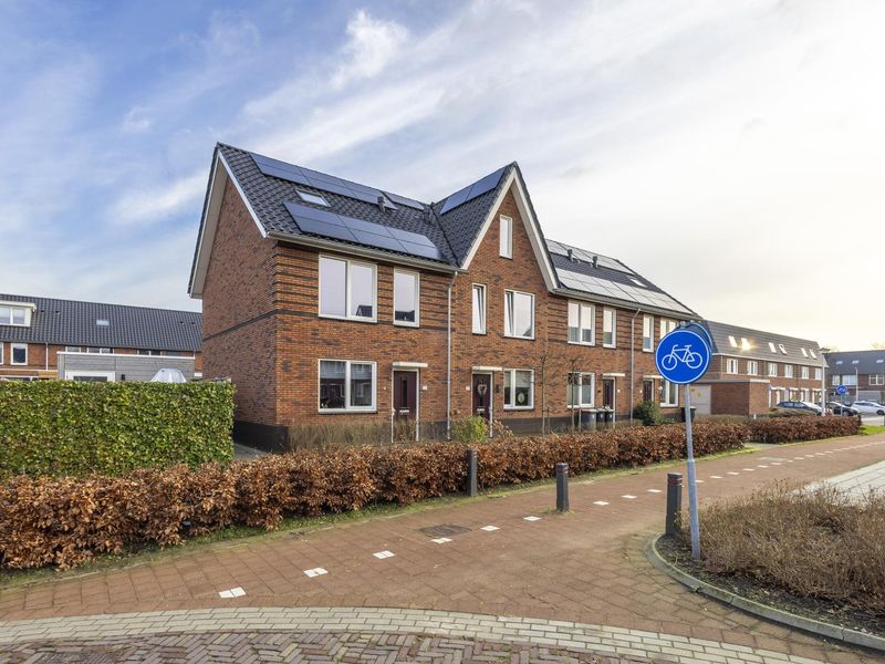Troelstralaan 25, Sliedrecht