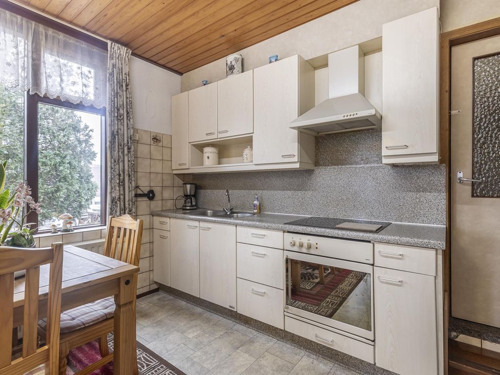 Buitendams 383, HARDINXVELD-GIESSENDAM