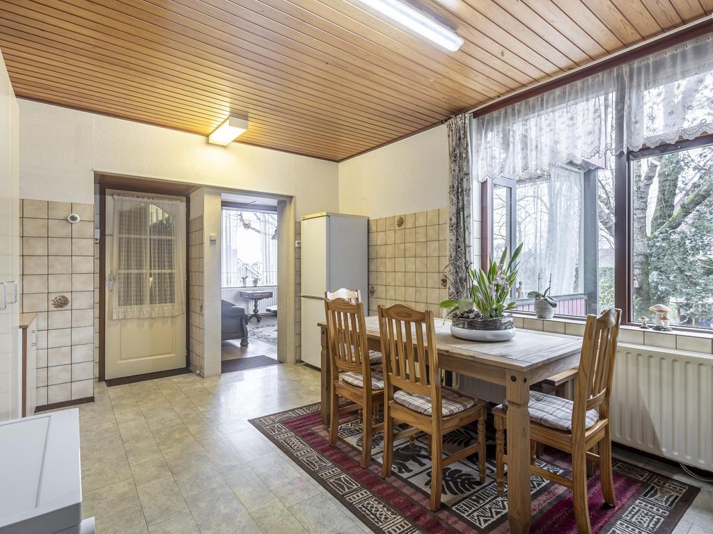 Buitendams 383, HARDINXVELD-GIESSENDAM