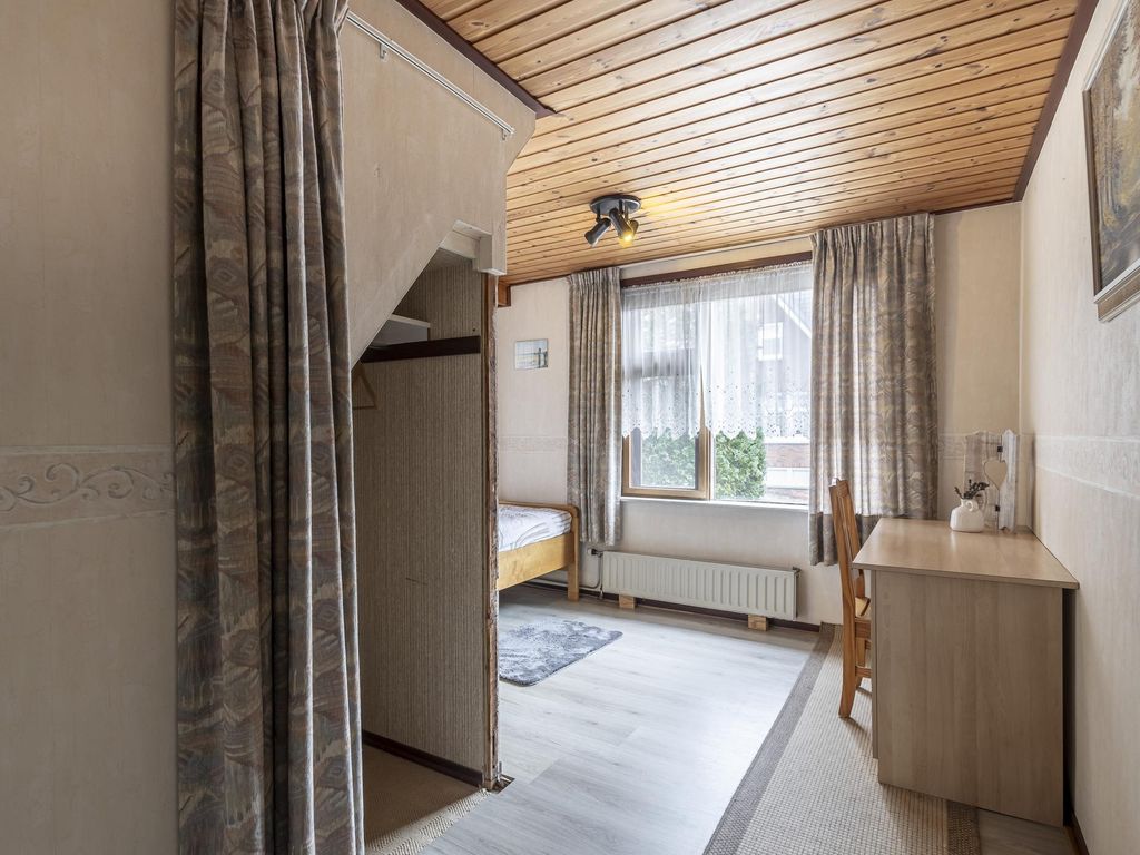 Buitendams 383, HARDINXVELD-GIESSENDAM
