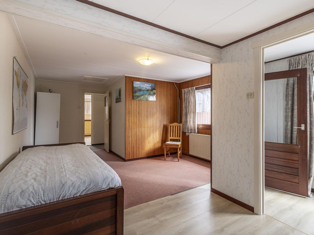 Buitendams 383, HARDINXVELD-GIESSENDAM