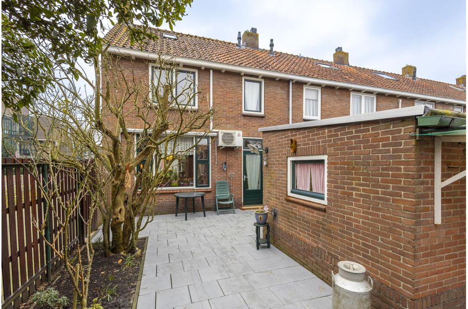 P.A. de Genestetstraat 20