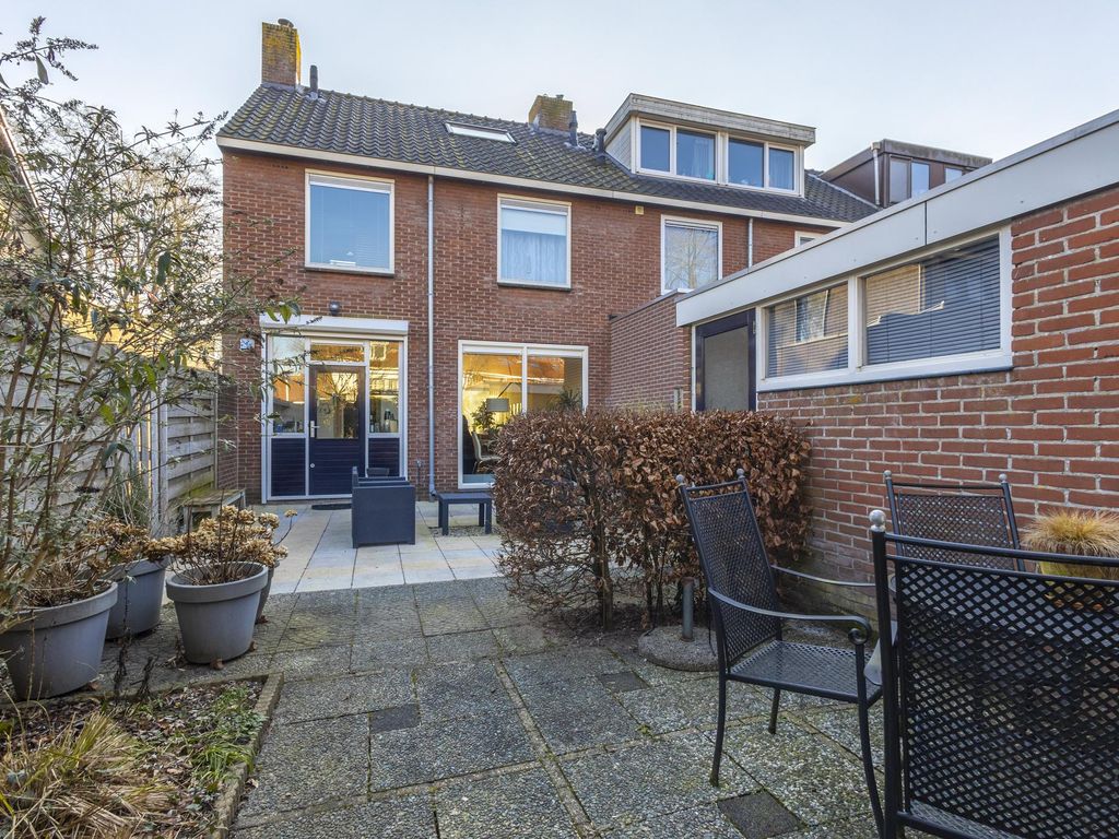 P.A. de Genestetstraat 132, SLIEDRECHT