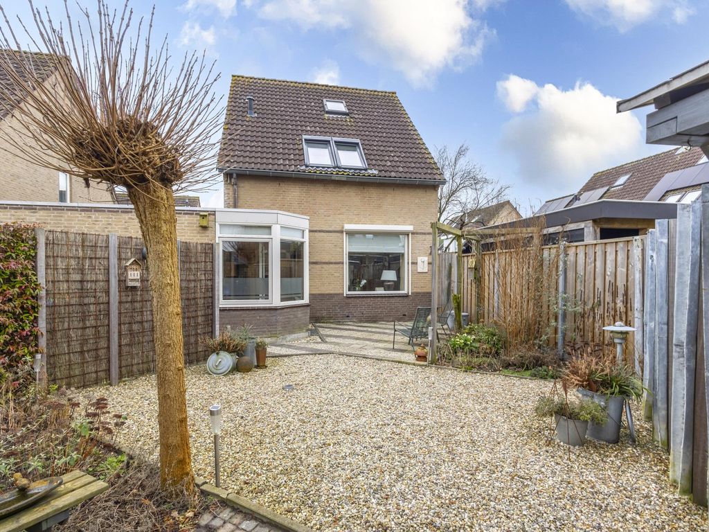 Wisboomhof 2, HARDINXVELD-GIESSENDAM