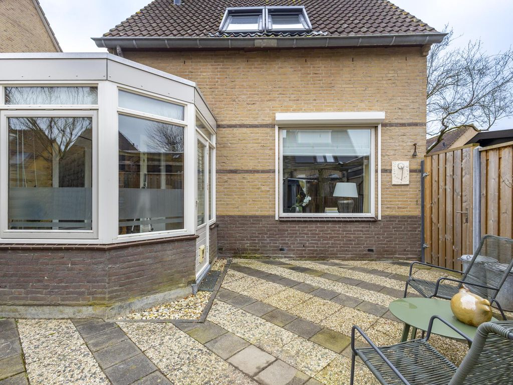 Wisboomhof 2, HARDINXVELD-GIESSENDAM