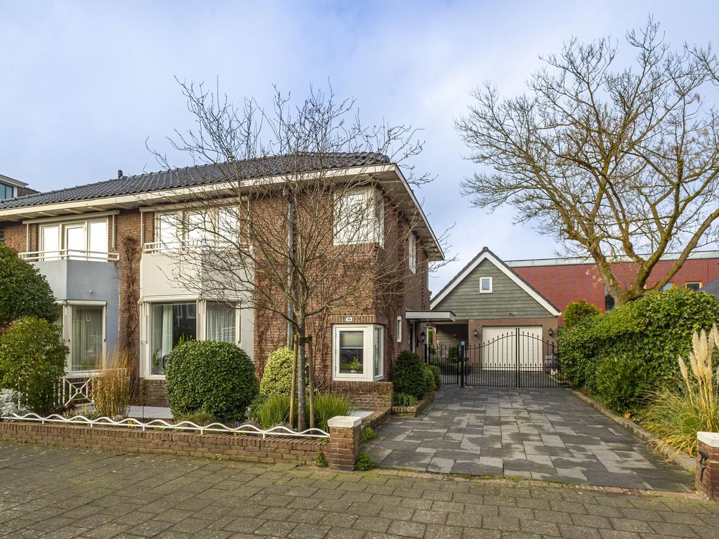 Merwestraat 15, SLIEDRECHT