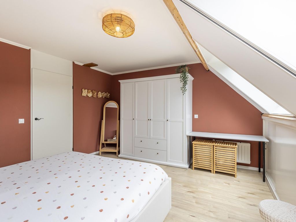 Breedewaij 42, HARDINXVELD-GIESSENDAM