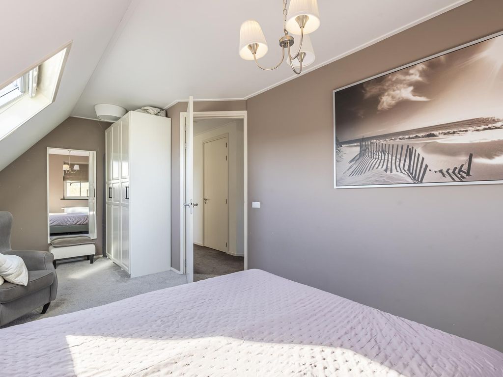 Weteringstraat 49, HARDINXVELD-GIESSENDAM