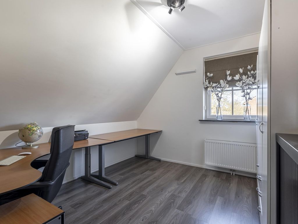 Weteringstraat 49, HARDINXVELD-GIESSENDAM