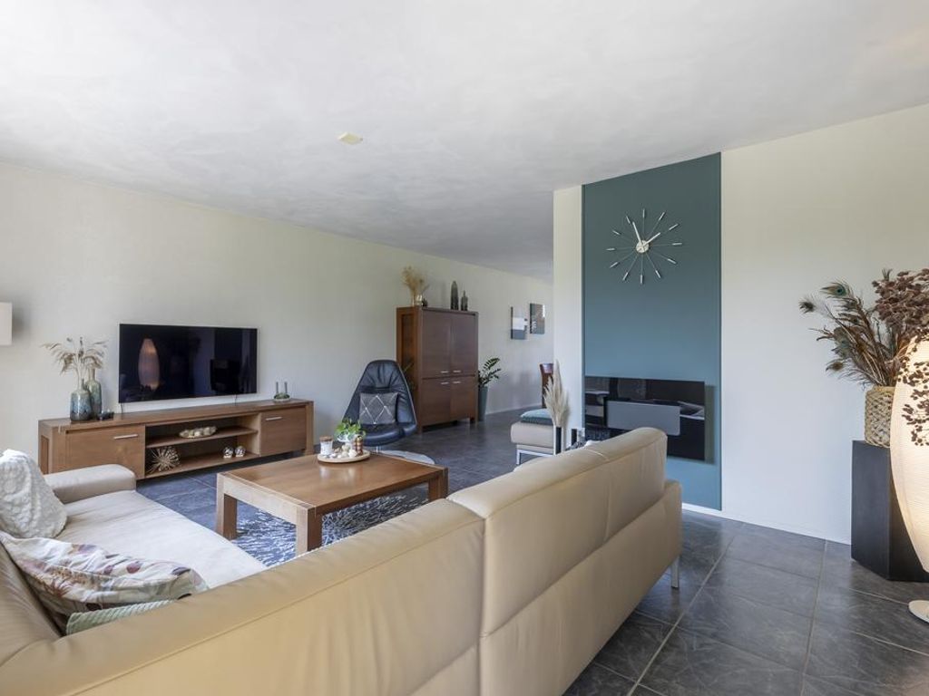 Loodreep 14, HARDINXVELD-GIESSENDAM