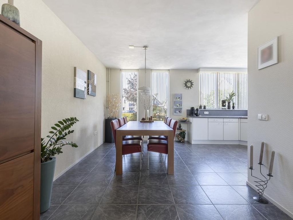 Loodreep 14, HARDINXVELD-GIESSENDAM