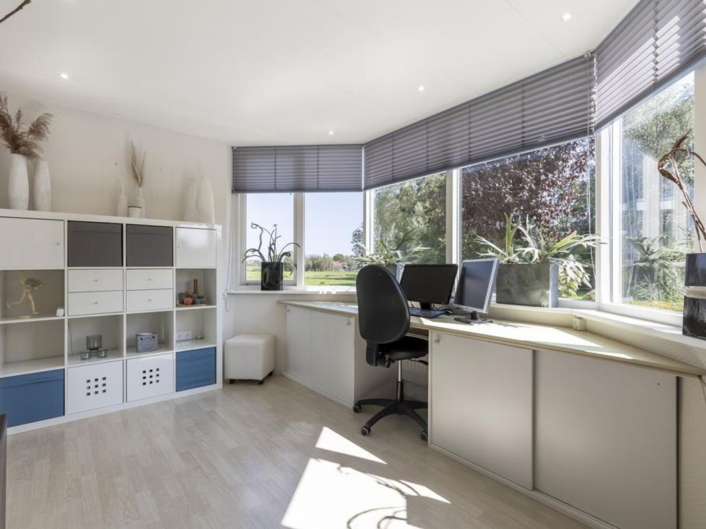 Loodreep 14, HARDINXVELD-GIESSENDAM