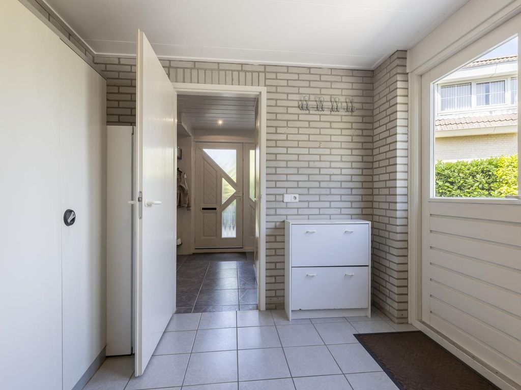 Loodreep 14, HARDINXVELD-GIESSENDAM