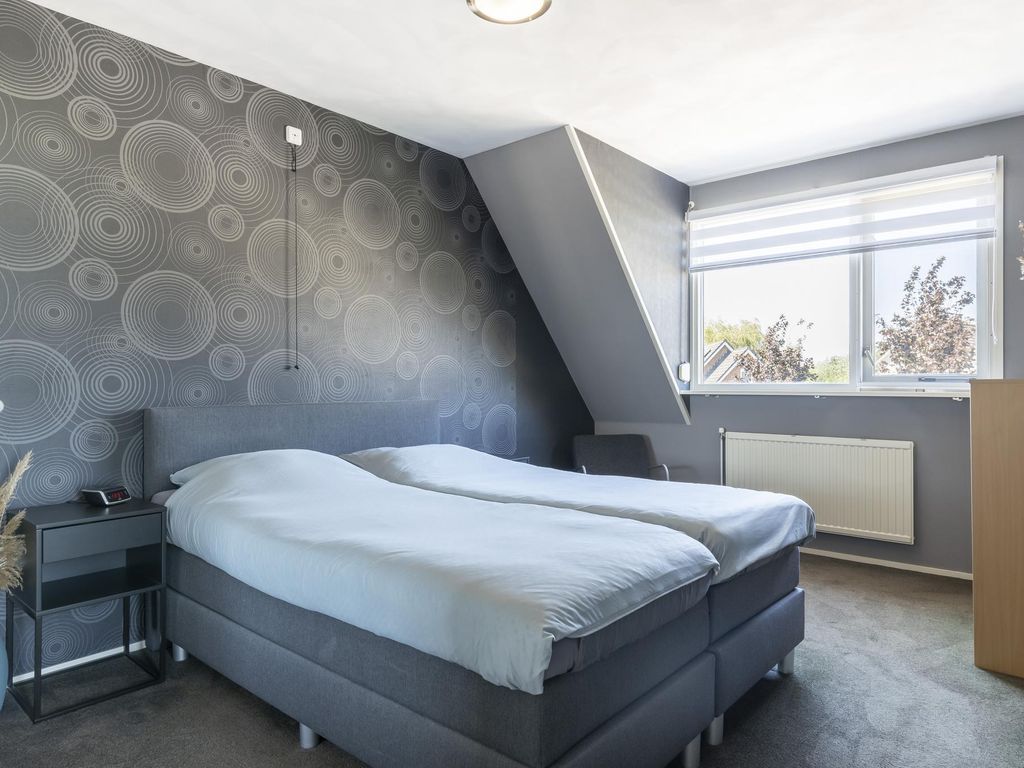 Loodreep 14, HARDINXVELD-GIESSENDAM