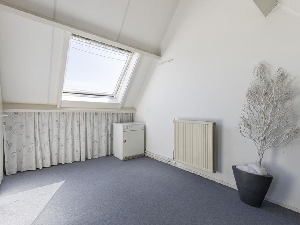 Loodreep 14, HARDINXVELD-GIESSENDAM